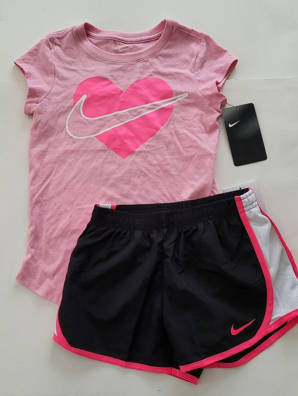 Nike girls 2-piece shorts set athletic outfit size 6 6X Pink Black
